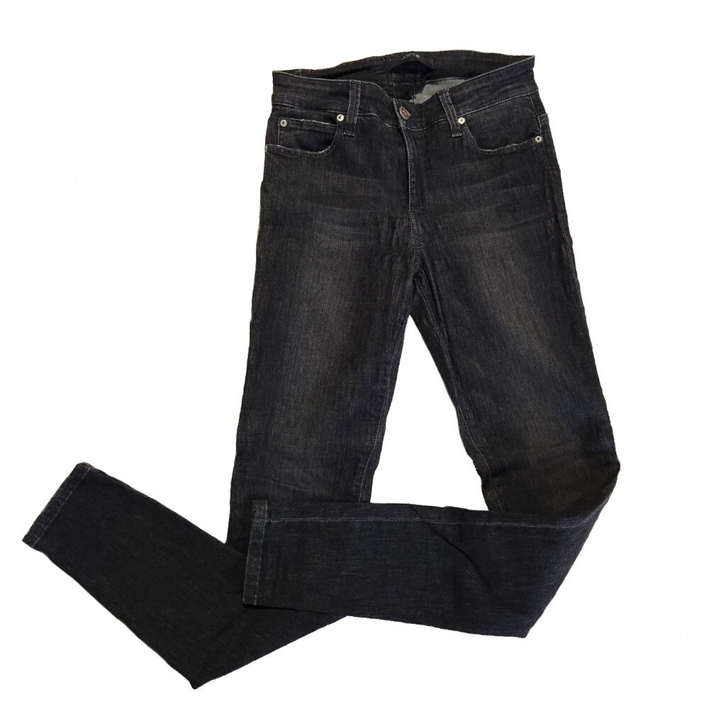 Stylish JOE'S "The Icon Skinny" Jeans